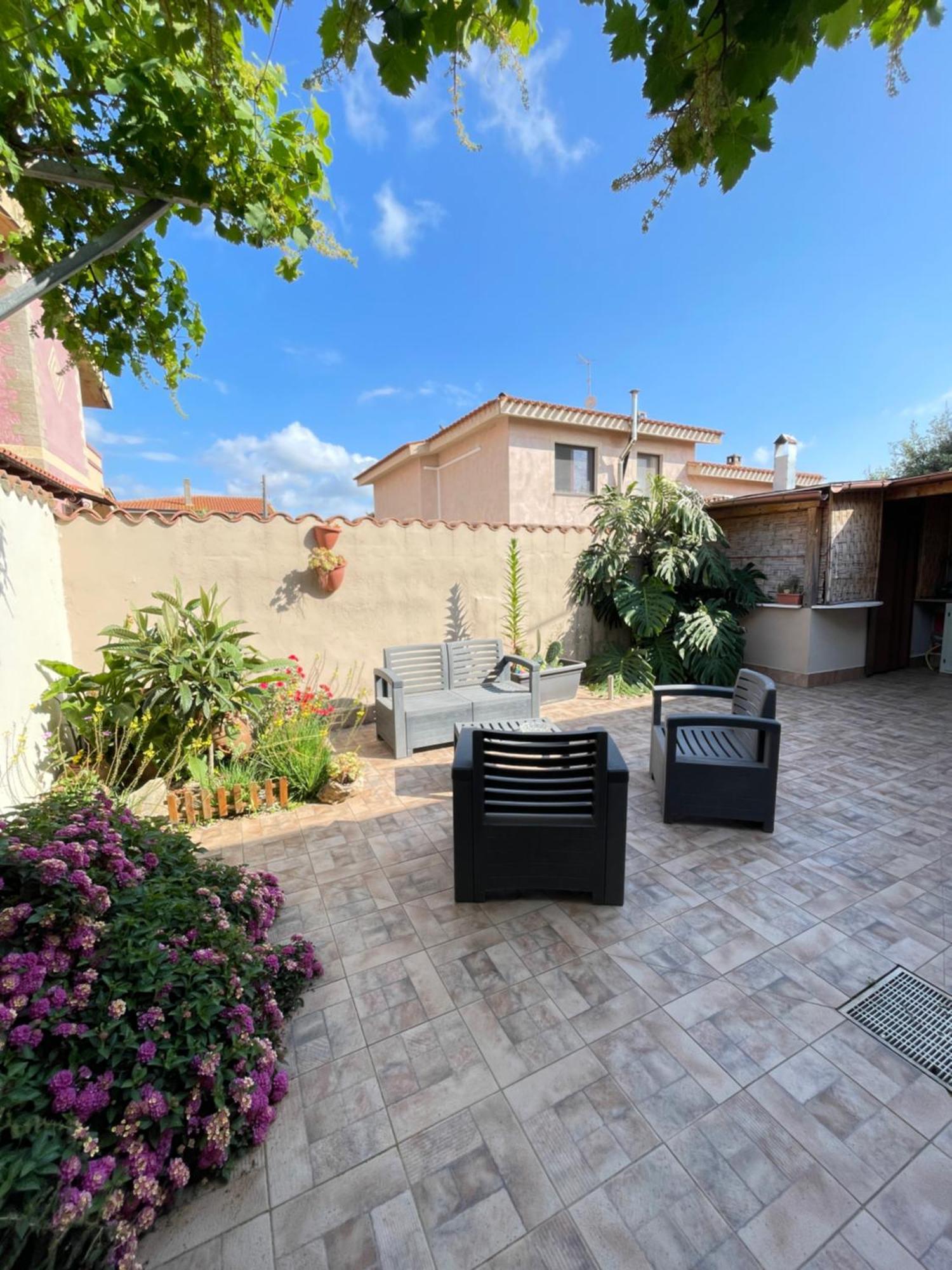 40° Parallelo Guest House Riola Sardo Exterior photo